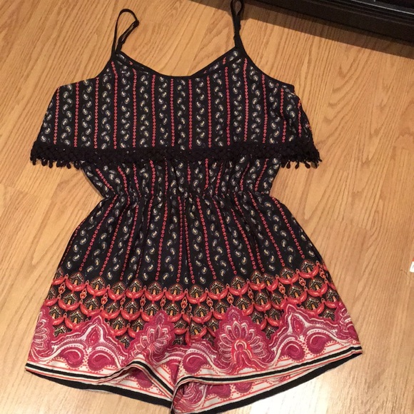 American Rag Cie Romper - Picture 7 of 7